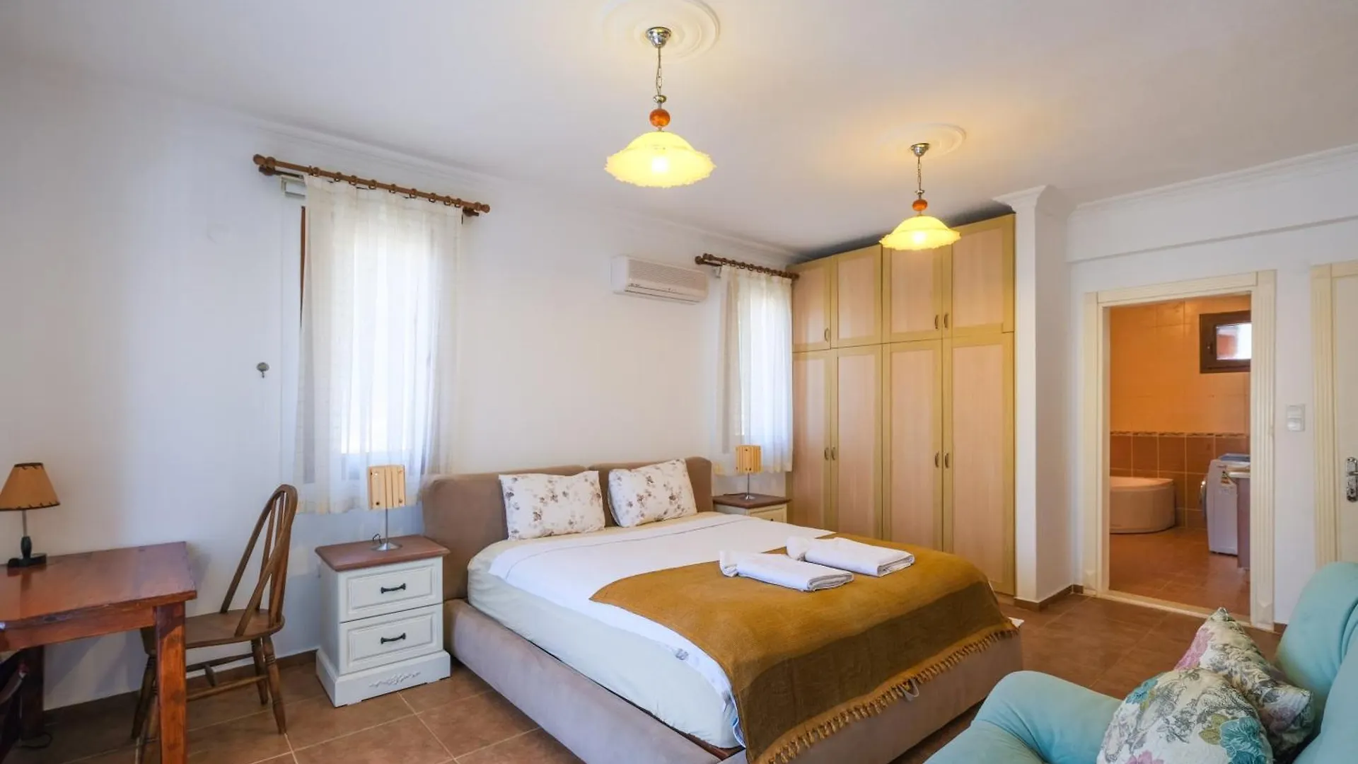フェティエ Uezuemlue Evleri Bed & Breakfast 0*,  トルコ