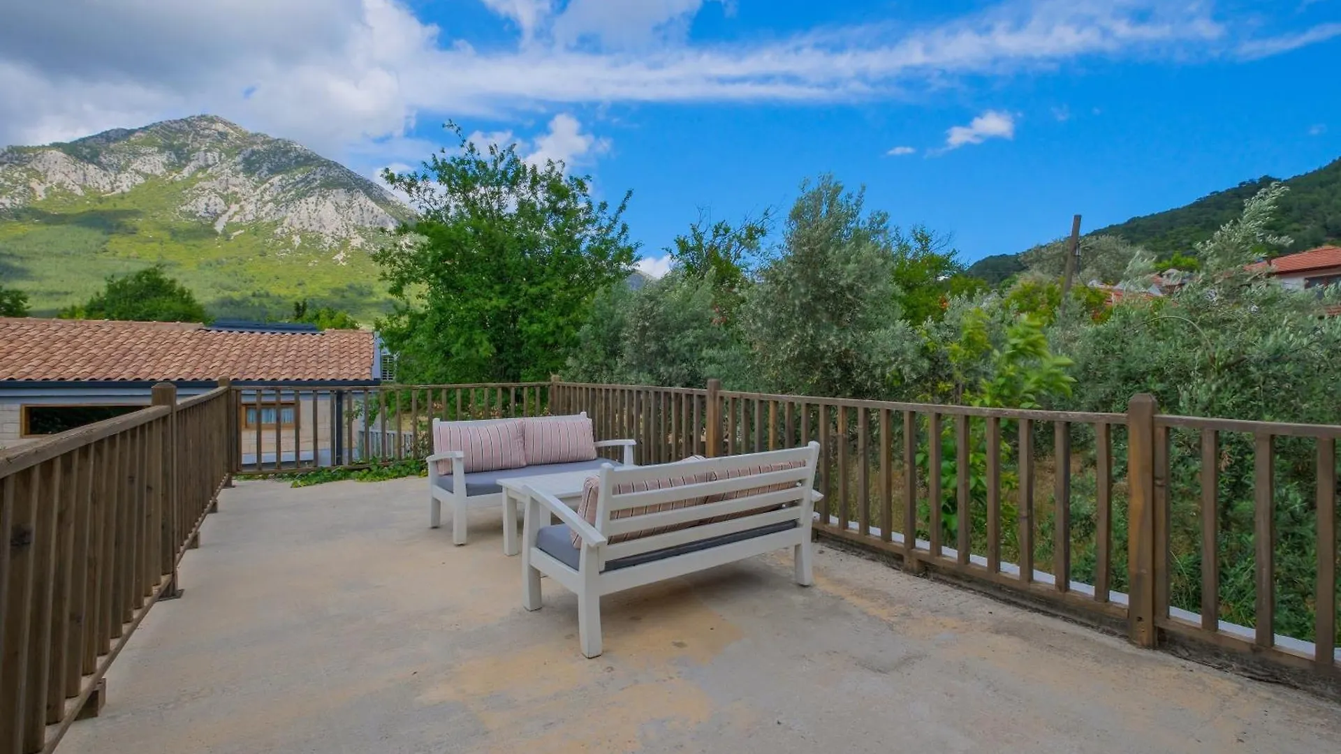 フェティエ Uezuemlue Evleri Bed & Breakfast