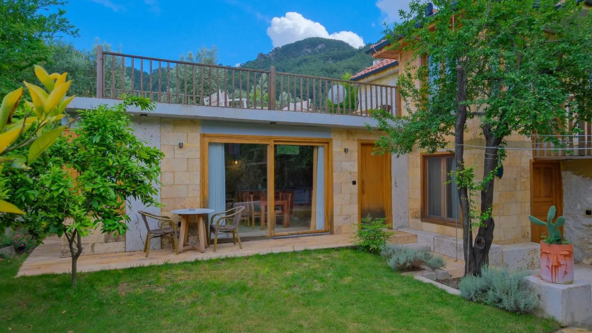 フェティエ Uezuemlue Evleri Bed & Breakfast 0*,